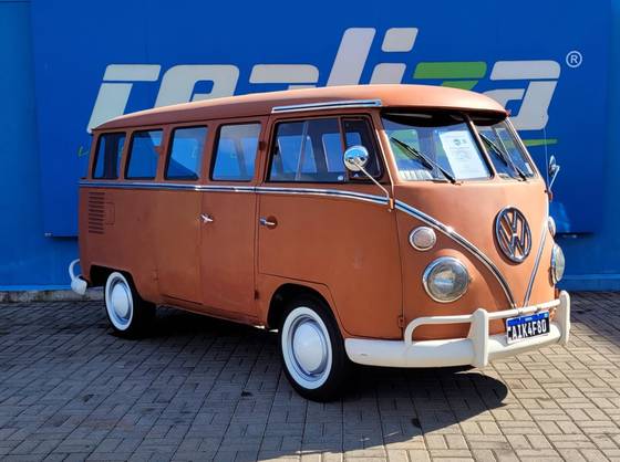 VOLKSWAGEN KOMBI 1.5 STD 8V GASOLINA 3P MANUAL